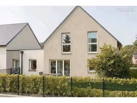 maison 5 pièces 93 m²