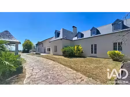 maison à cescau (64170)