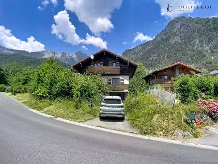 a vendre chalet a rénover a servoz avec vue dégagée