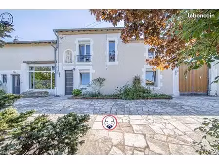 propriété 10 pièces 314 m²