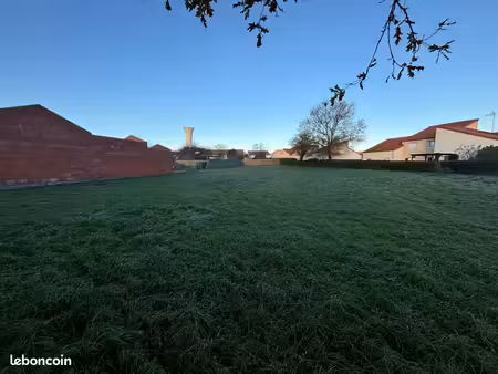 terrain à bâtir de 384 m² à martigne-briand (49)