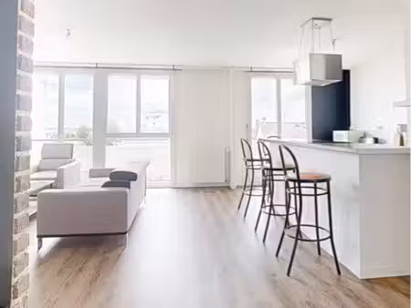 appartement t4 trelaze