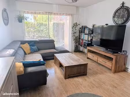 charmant t3 avec jardin  terrasse  garage et 2 parkings - proche port & tohannic