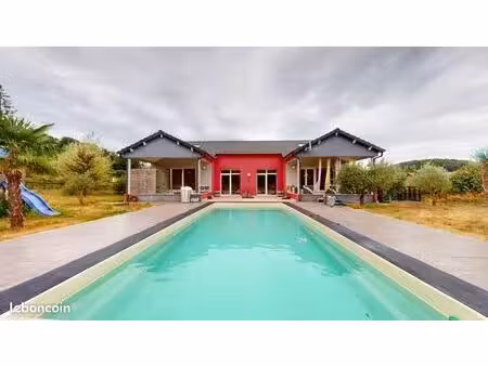 villa 7 pièces 437 m²