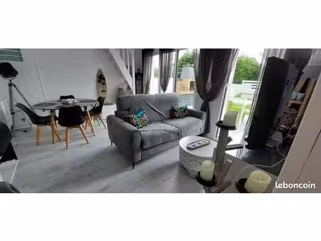 maison atypique au calme d'une impasse et 300 m de la mer