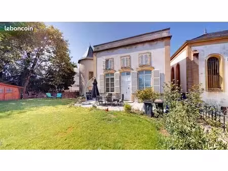 duplex 5 pièces 210 m²