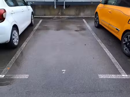 parking avec borne de recharge