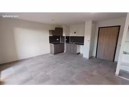 appartement t2 récent 42m²