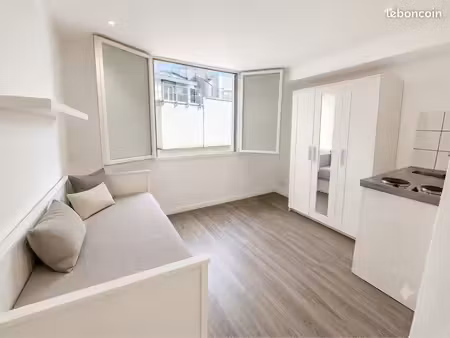 studio rénové & meublé – 390 cc – chamalières (limite clermont) ?