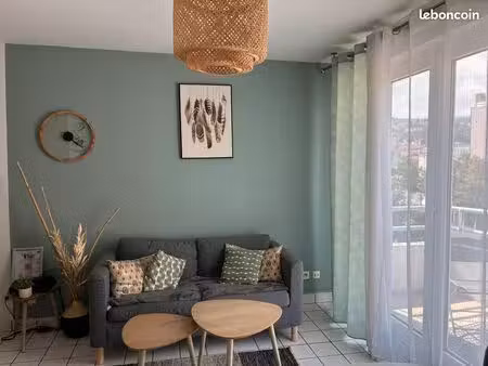 t1 36 m2 meublé avec balcon  parking couvert