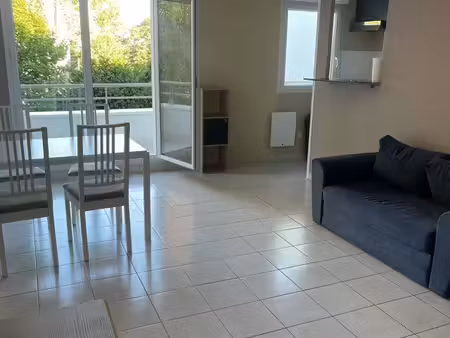 appartement t2 meublé – 49 m² – centre-ville de flers