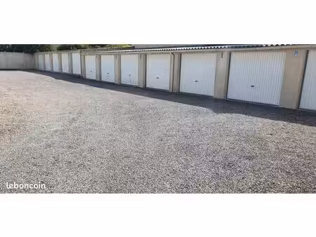 garage à louer – melun – 100 / mois – libre de suite