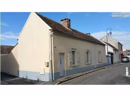 loue maison de ville grande paroisse