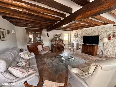 longère 6 pièces 154 m²