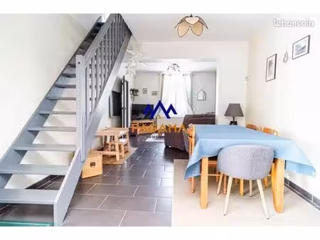 maison 7 pièces 110 m²
