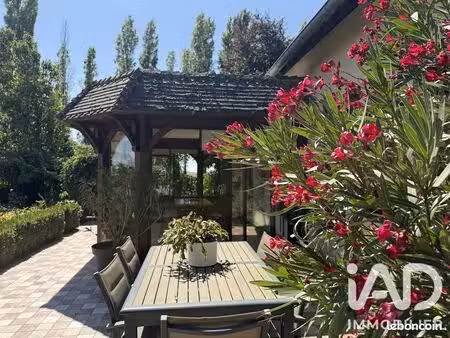 maison 6 pièces 136 m²
