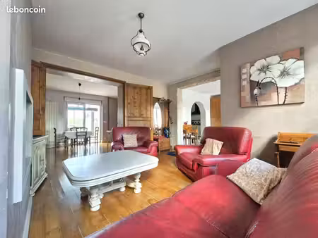 maison 9 pièces 190 m²