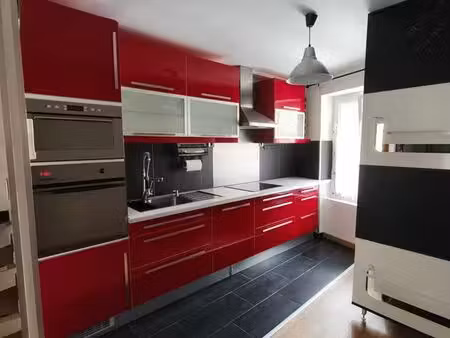 location meublé maison de village pourcieux pas d'agence merci