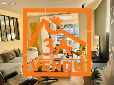 maison 9 pièces 228 m²