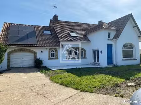 pavillon 8 pièces 144 m²