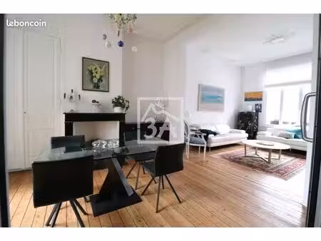 maison 8 pièces 182 m²