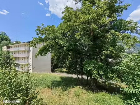 terrain 598 m² luz saint sauveur
