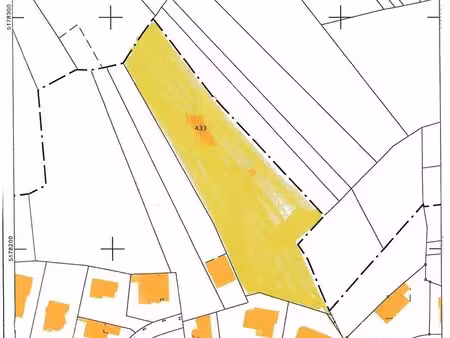 terrain non constructible (4184m²) côtes de clermont ferrand