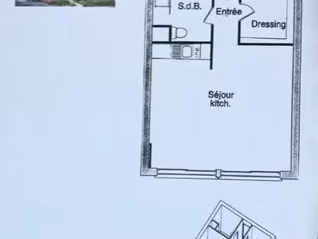 grand studio de 42 m2 avec stationnement à proximité de la place de jaude