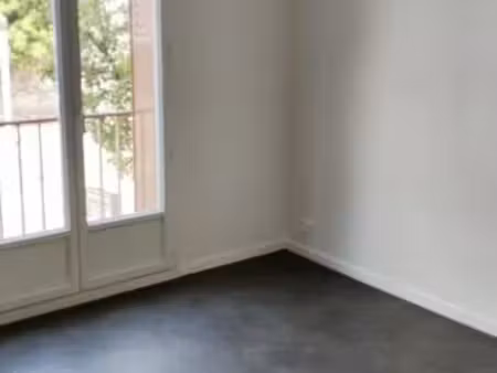 f1 bis équipé 28m² quartier montferrand