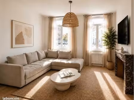 appartement 54 70 m² – terrasse + parking