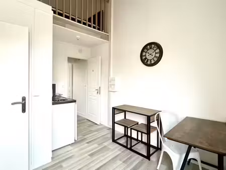 studio 1 pièce 16 m²