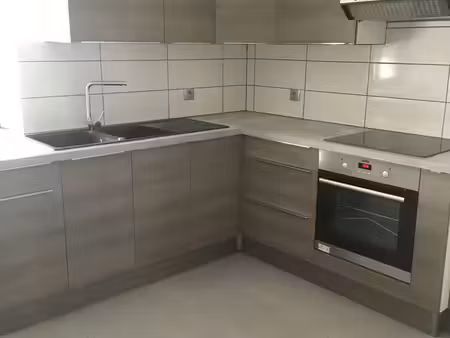 3 pièces + garage  cuisine équipée à mulhouse/dornach