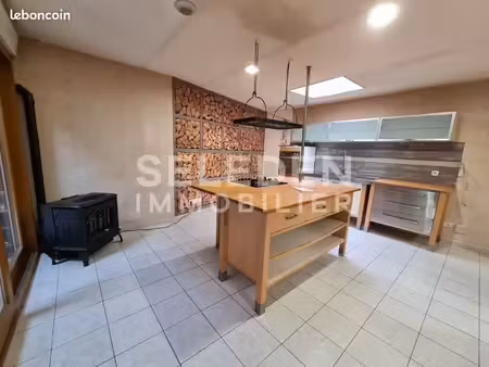 appartement 2 pièces 84 m²