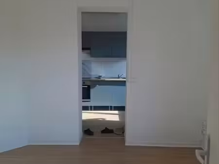t2 rénové 35 m² avec jardin privatif – pont-à-vendin
