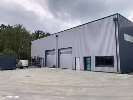 maison 2 pièces 525 m²