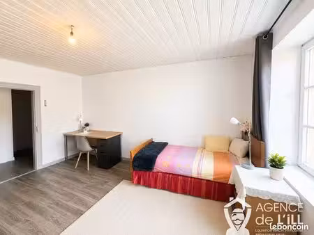 studio 1 pièce 28 m²