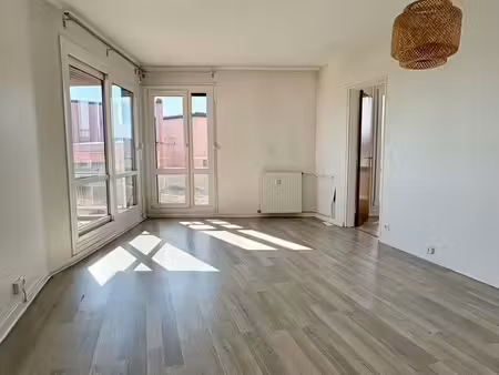 à vendre 2 pièces 52 18 m² balcon & cave – strasbourg