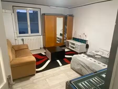 studio à louer de 42 m² pour étudiants