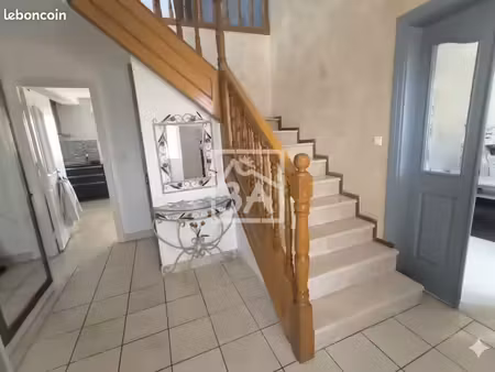 maison 6 pièces 146 m²