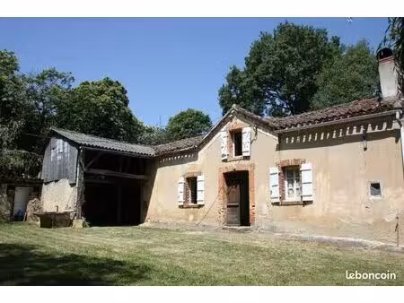 maison de campagne avec terrain de 10440m²