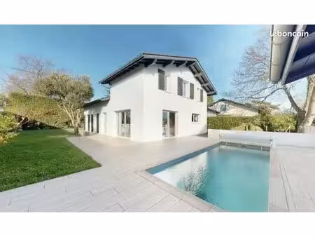 maison bassussarry