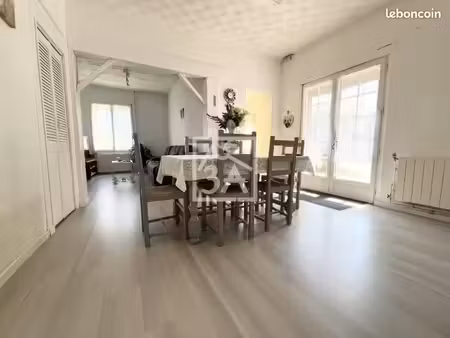 maison 7 pièces 105 m²
