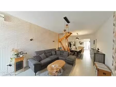 maison 4 pièces 106 m²
