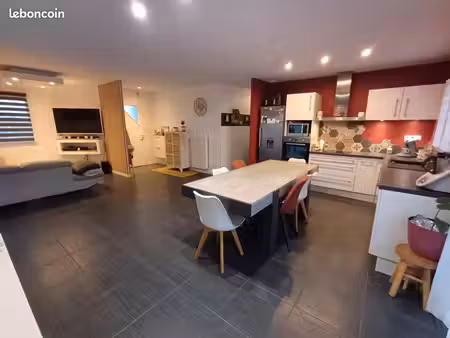 maison avec piscine
