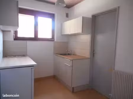 f2 meublé au centre-ville de saverne