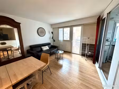studio 1 pièce 34 m²