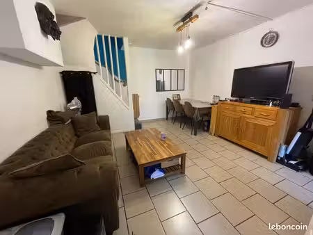maison 45 m² avec terrasse + cave 20 m² + atelier | métro 5 min