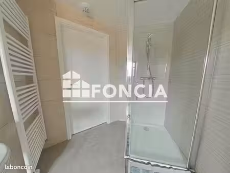 studio 1 pièce 30 m²