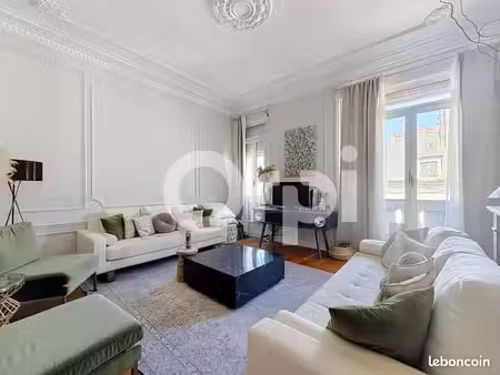 appartement 4 pièces 128 m²