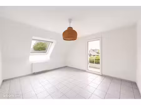 joli 2 pièces en attique avec terrasse de 9m2